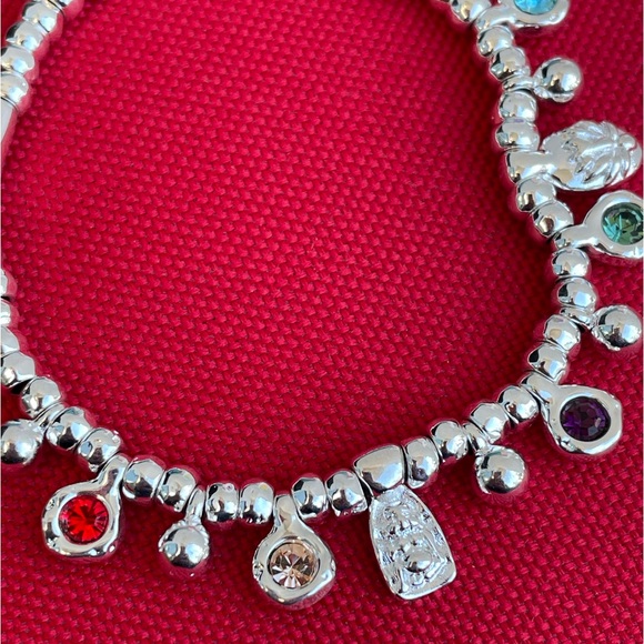 UNO de 50 Bracelet • VITALITY• Silver with Swarovski Crystals - Picture 4 of 11